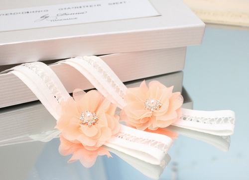 Kājas mežģīņu komplekts PEACH BLOSSOM GARTER SET