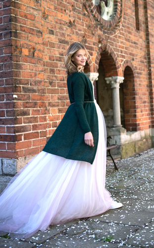 Meža zaļa gara mohēras jaka.