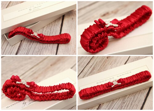 Kājas mežģīne DELLA GARTER RED