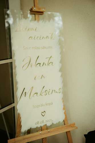 Organiskā stikla kāzu sagaidīšanas plakāts